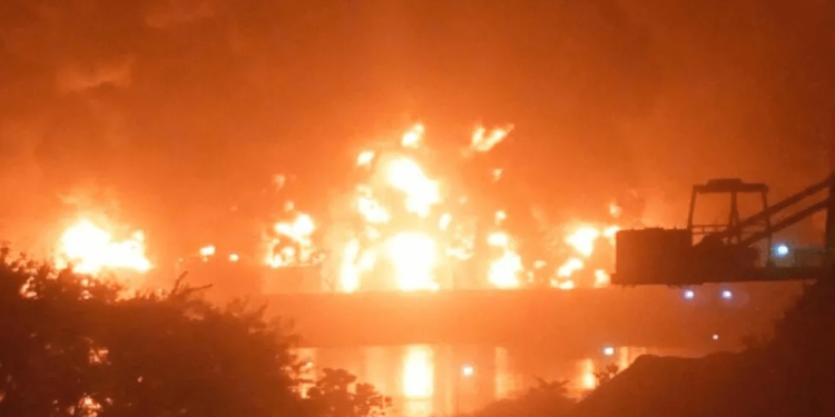 Conakry explosion: Huge blast at oil terminal in Guinea’s capital