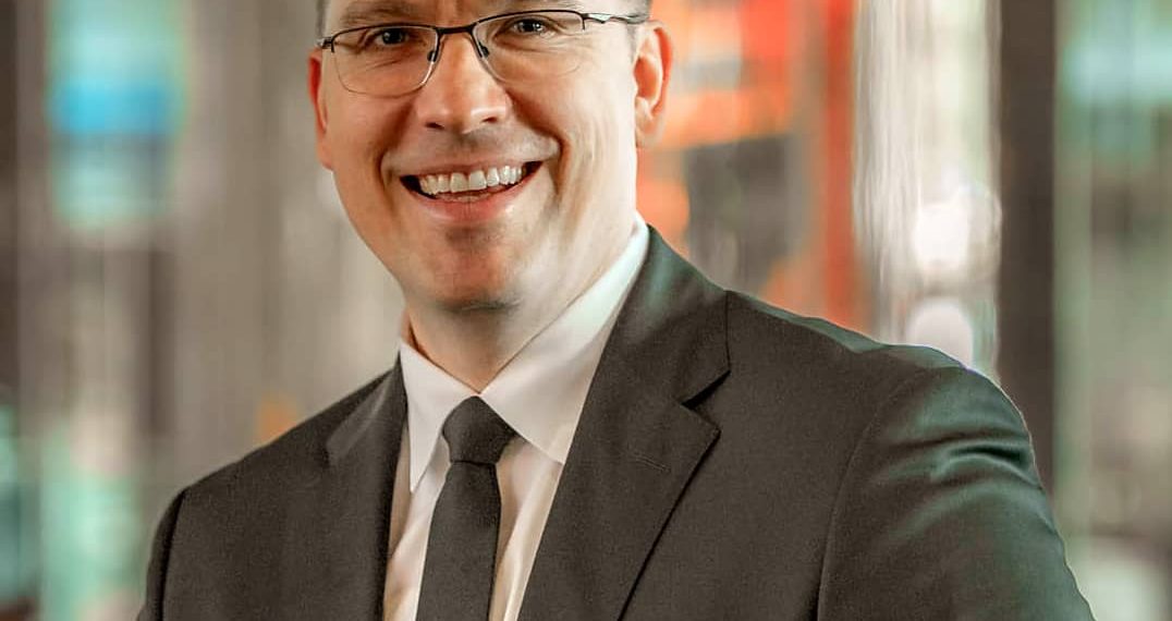 Own Your Uniqueness: The Transformative Power of Embracing Self with Jewellery