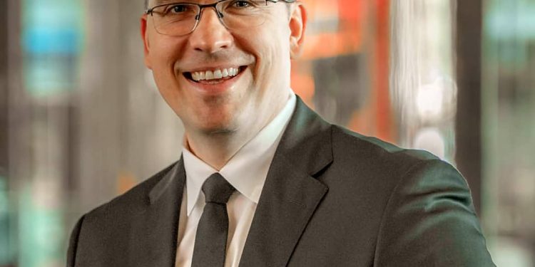 Own Your Uniqueness: The Transformative Power of Embracing Self with Jewellery