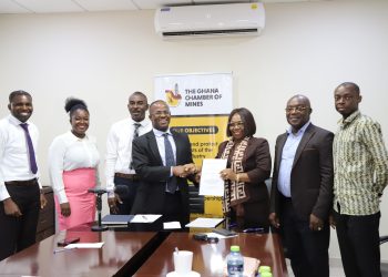 Chamber of Mines supports UMaT with over $200,000 Research Grant