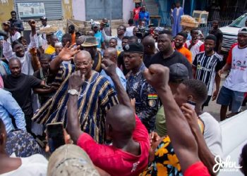 ‘Let’s work for peaceful election without violence, disturbances’ – Mahama to Ghanaians as he thanks Chief Imam for prayers