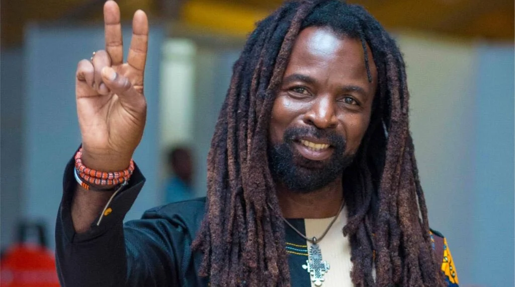 Why Rocky Dawuni constantly gets nominations at the Grammys – Appietus explains